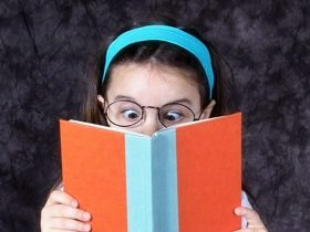 Про ЭТО: как чиновники борются с книгами о сексе для детей