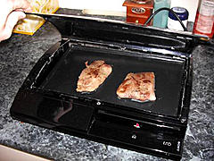 Нажмите на изображение для увеличения
Название: ps3grill.jpg
Просмотров: 143
Размер:	52.2 Кб
ID:	11678